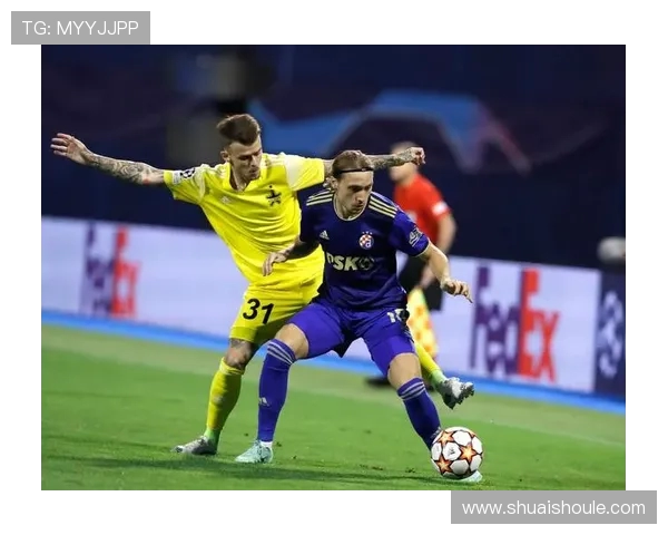 乌德勒支主场迎战格拉夫双方争夺关键三分激战在即