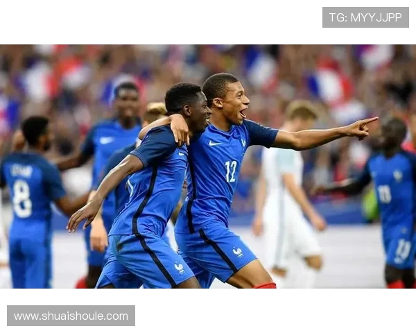 北京足球队以89分领跑世界杯积分榜展现强劲实力和夺冠希望