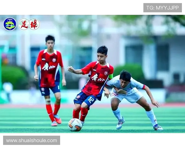 广州足球队在精英赛中的意识表现分析与点评